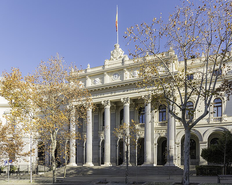 Fachada de la Bolsa de Madrid